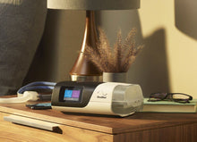 Load image into Gallery viewer, ResMed AirSense 11 AutoSet APAP & Heated Humidifier - Auto CPAP Machine Package