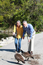 Load image into Gallery viewer, OxyGo NEXT Portable Oxygen Concentrator