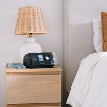 Load image into Gallery viewer, Resmed AirSense 10 With AUTOSET &amp; Heated Humidifier - Auto CPAP Machine Package
