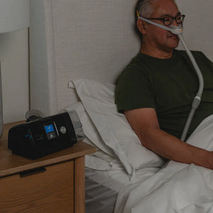 Resmed AirSense 10 With AUTOSET & Heated Humidifier - Auto CPAP Machine Package